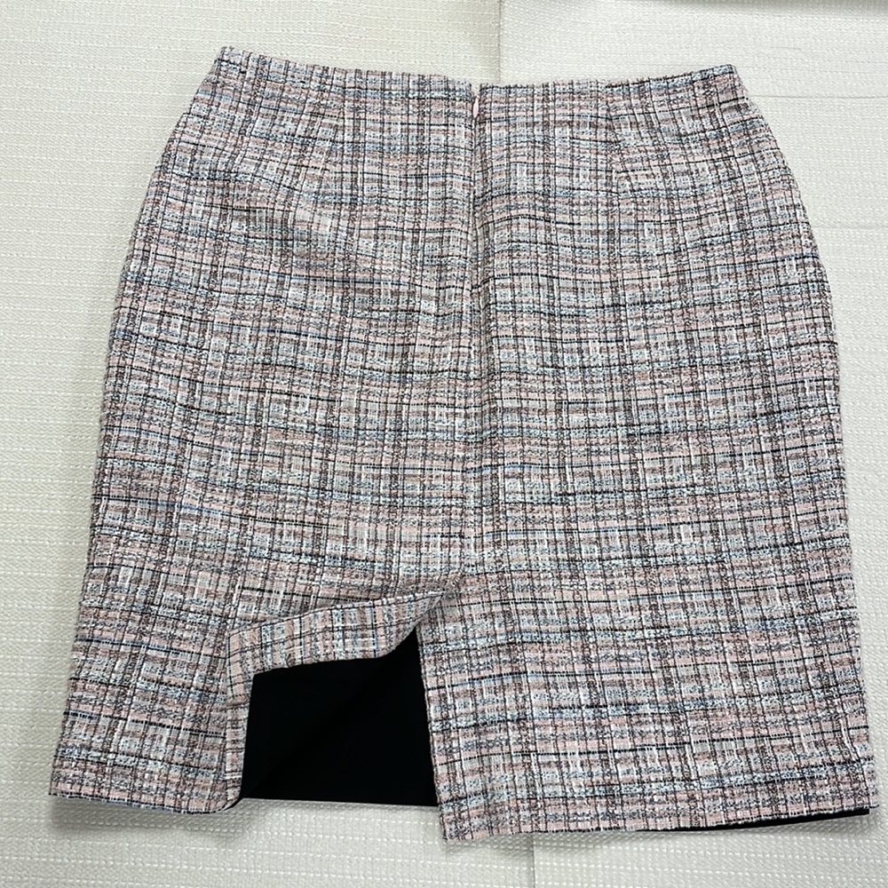 Banana Republic Pastel Plaid Pencil Skirt - Picture 2 of 8